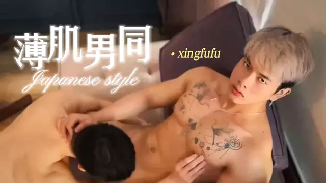 薄肌男同Japanese style被含住前端到喘息